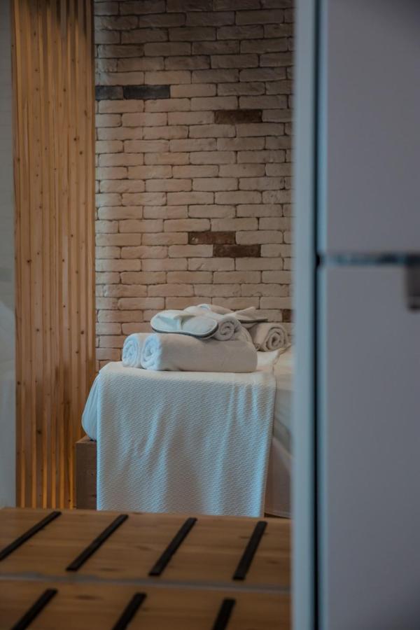 Cosea Living: Seaside Luxury Suite In Harbour 107A Paphos Exterior foto